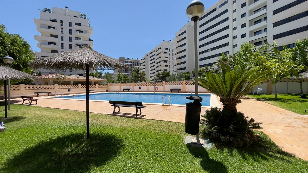 Estudio con terraza en PAU 5, a pasos de la playa