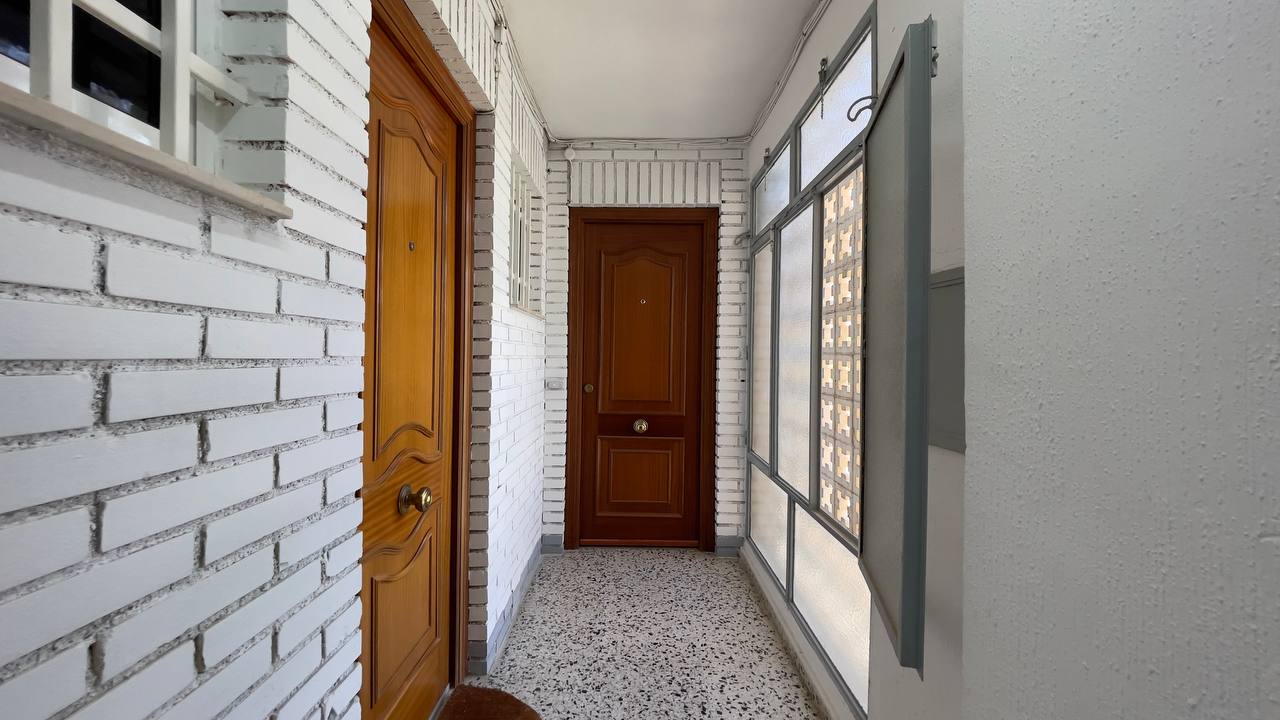 Estudio con terraza en PAU 5, a pasos de la playa