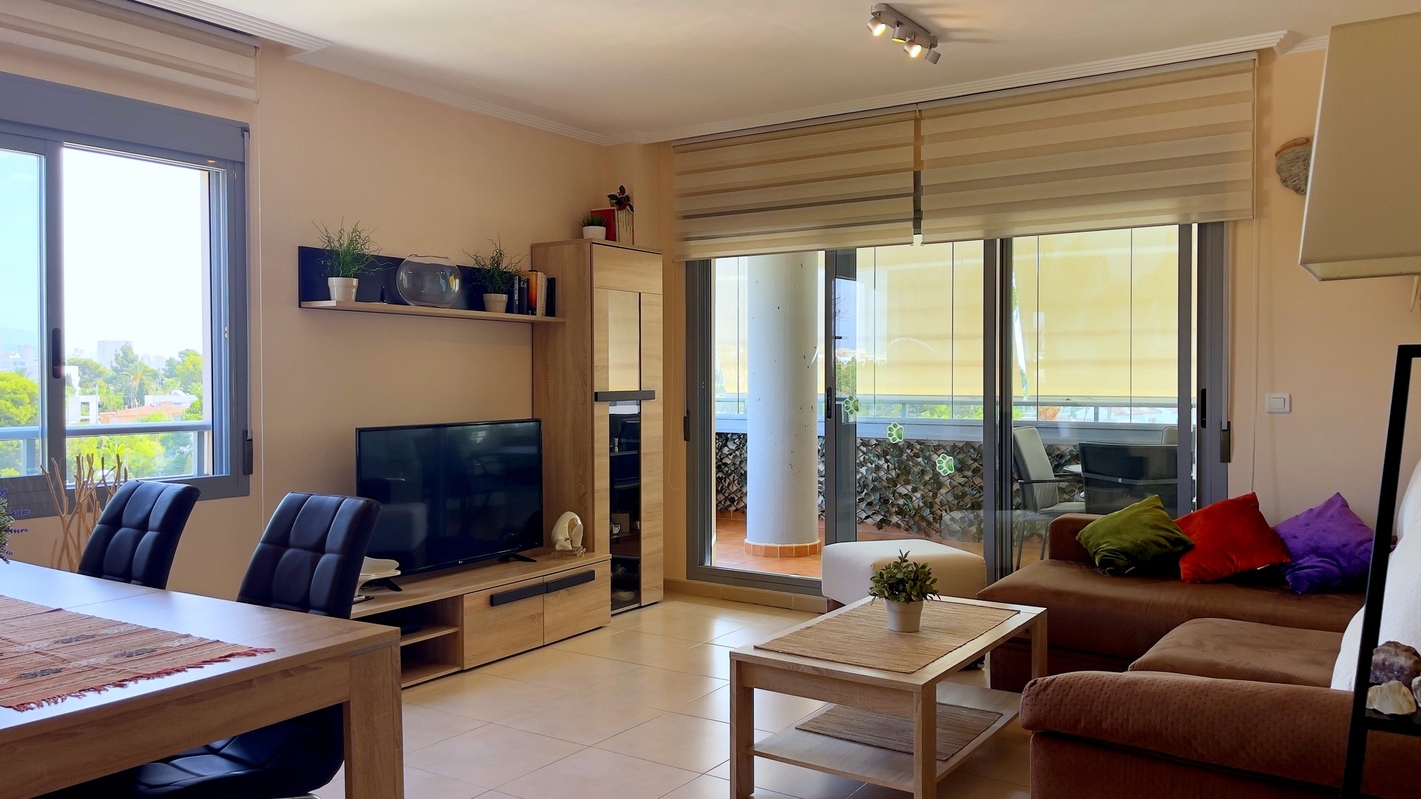 Espaciosa vivienda con terraza acristalada en PAU 5 · foto 5